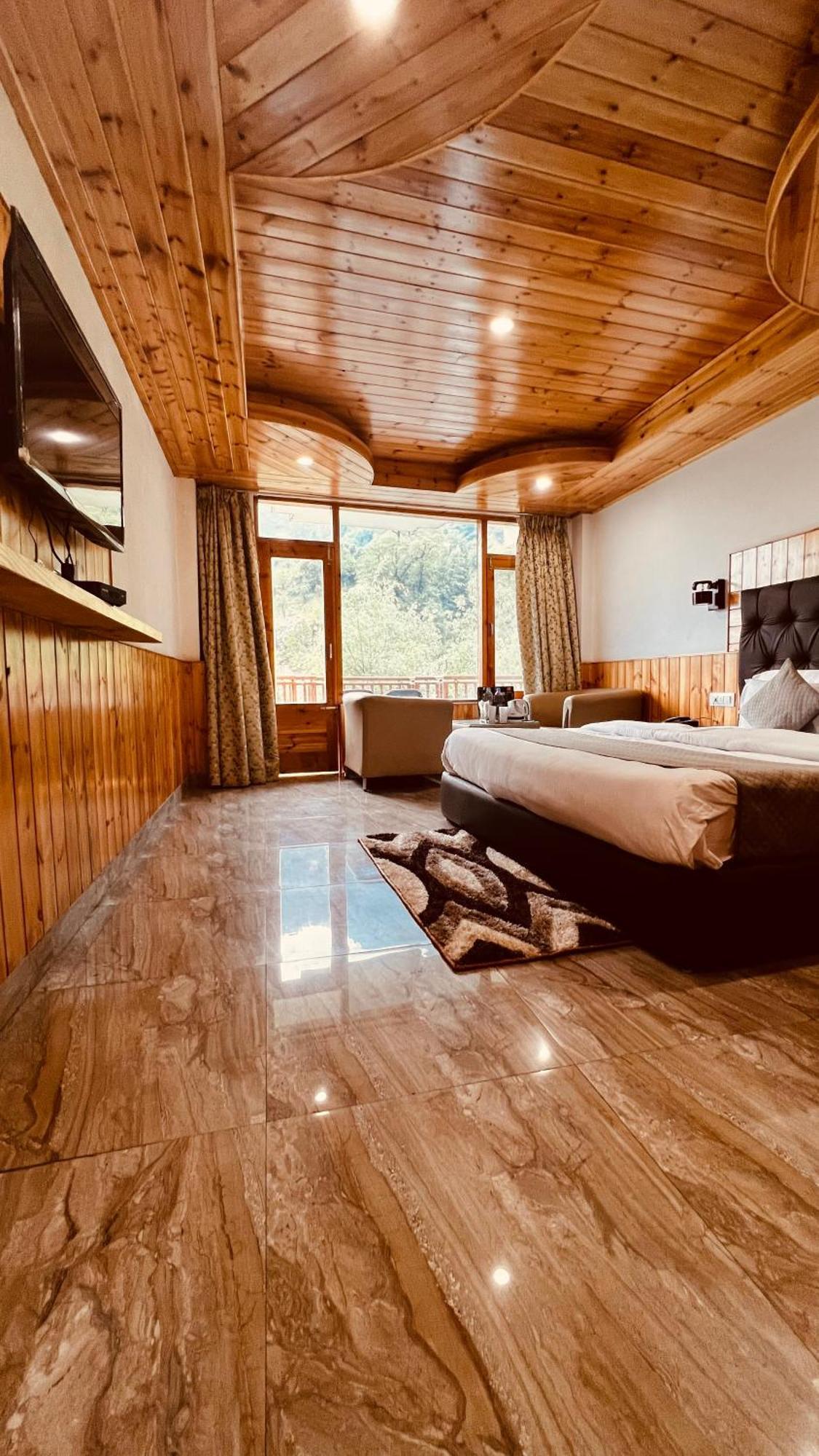 Himalayan Riverside Resort, Manali Exteriér fotografie