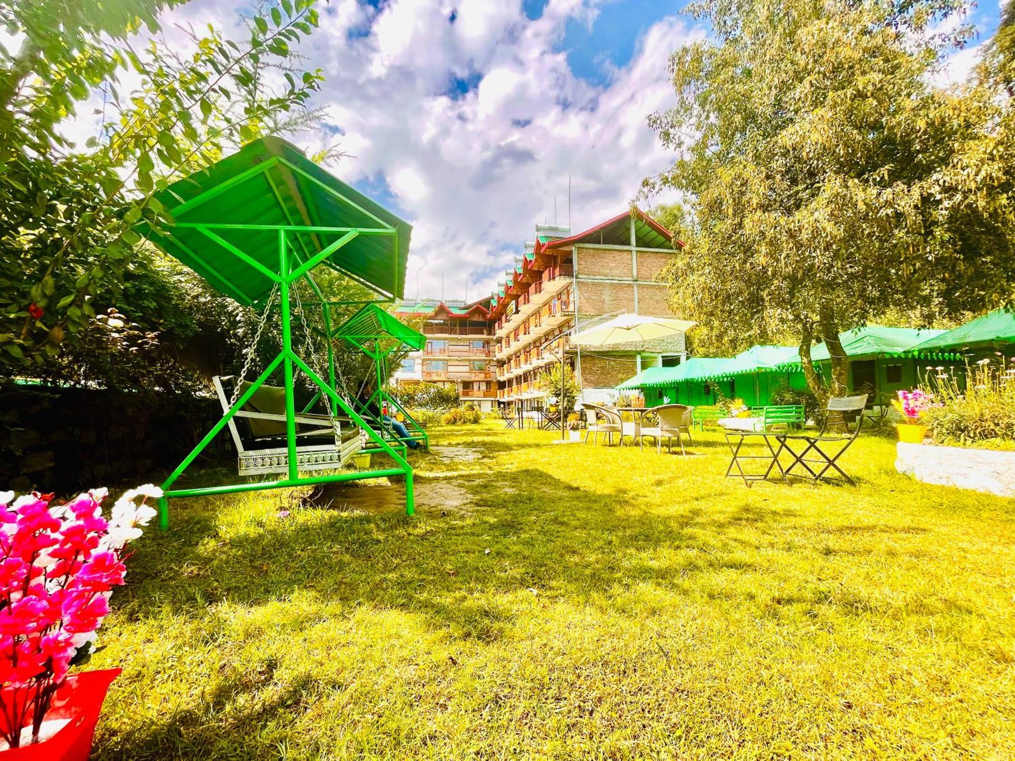 Himalayan Riverside Resort, Manali Exteriér fotografie