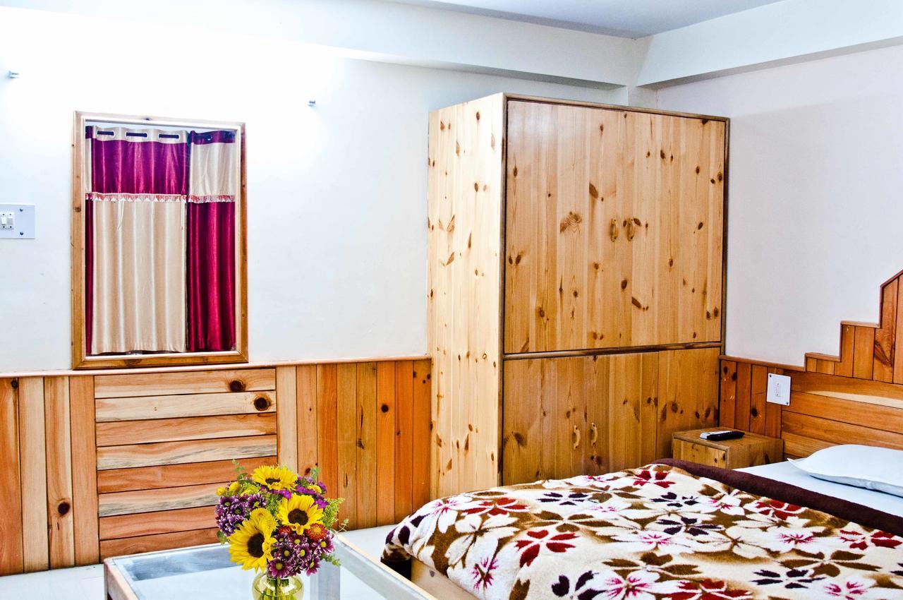 Himalayan Riverside Resort, Manali Exteriér fotografie